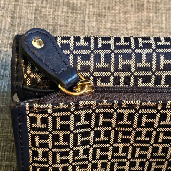 TOMMY HILFIGER Navy Blue Grey Trifold Wallet Credit Card Slots Extra Section - Picture 11 of 14